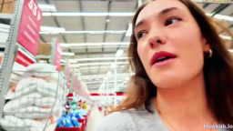 Miaz, Cheekymz Kiwis - Wanking In A Suv