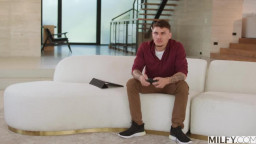 Vivianne De Silva - Gold Digger Seduces Young Stud 01 04 2026