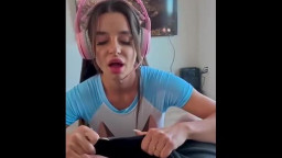 Sonya Jess - Stops Boyfriend Playing Game For Sex